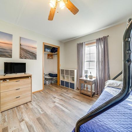 Family-Friendly Hideaway Near Presque Isle! Villa Erie Bagian luar foto