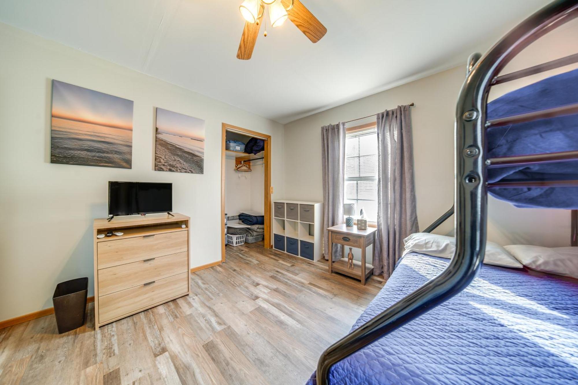 Family-Friendly Hideaway Near Presque Isle! Villa Erie Bagian luar foto